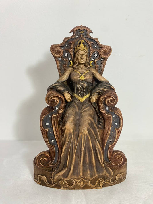 Goddess of Sovereignty Celtic gods Goddess statue Goddess of sovereignty Celtic mythology Celtic goddess