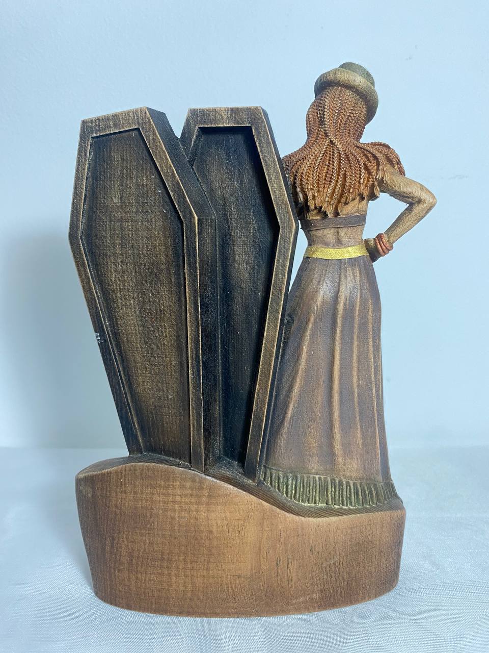 Maman Brigitte Haitian vodou Voodoo statue Voodoo altar Voodoo loa Veve Voodoo sigil Voodoo goddess Voodoo décor Witchcraft Gothic statue
