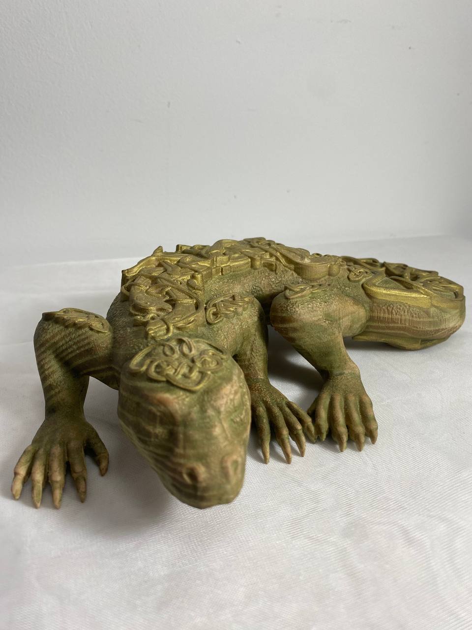 Lizard, Wooden statue Lizard dragon Reptile