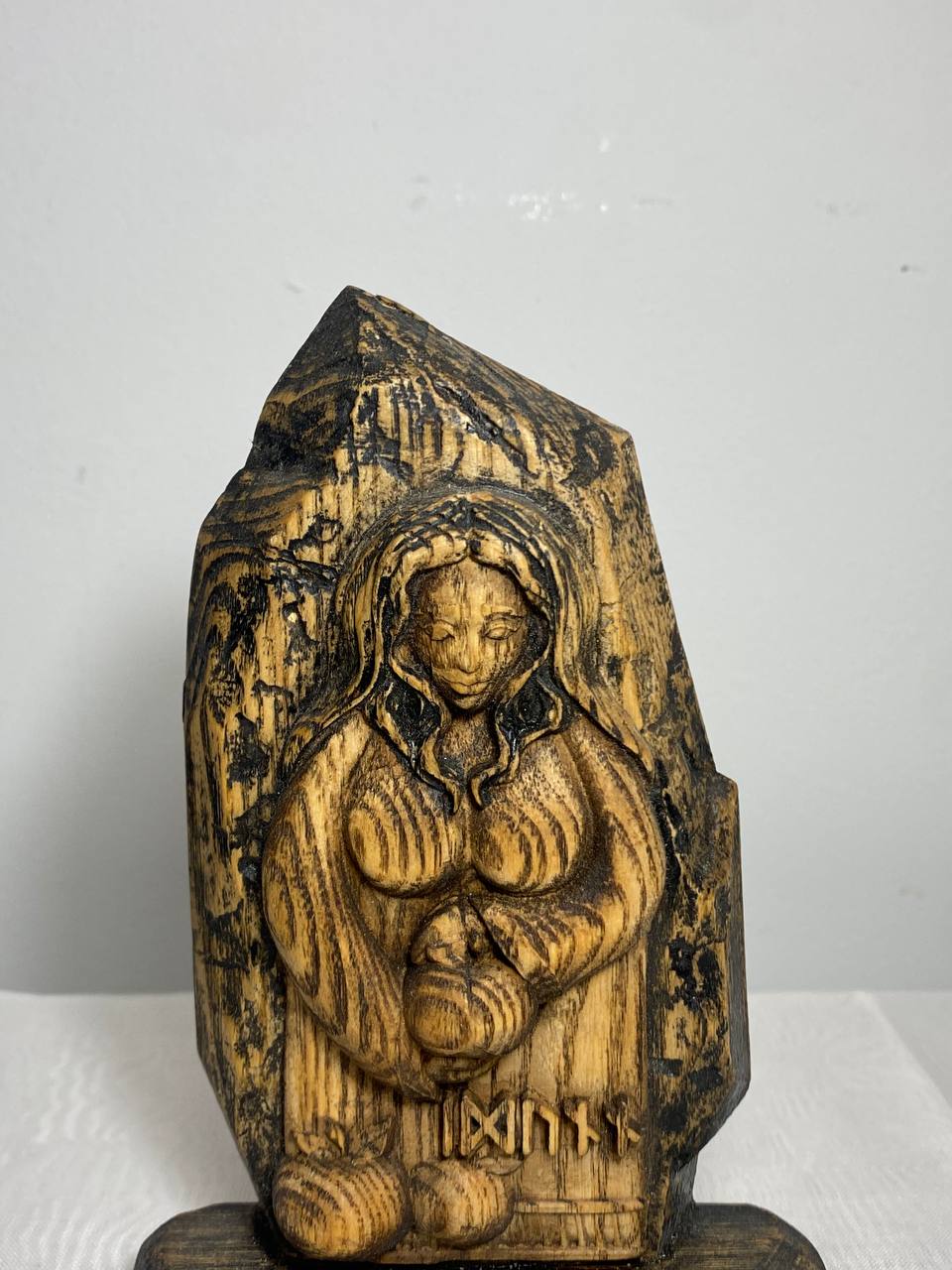 Idunn Pagan goddess statue Mini altar kit Wooden statue