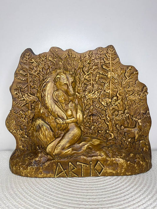 Artio Goddess statue altar Wooden statue