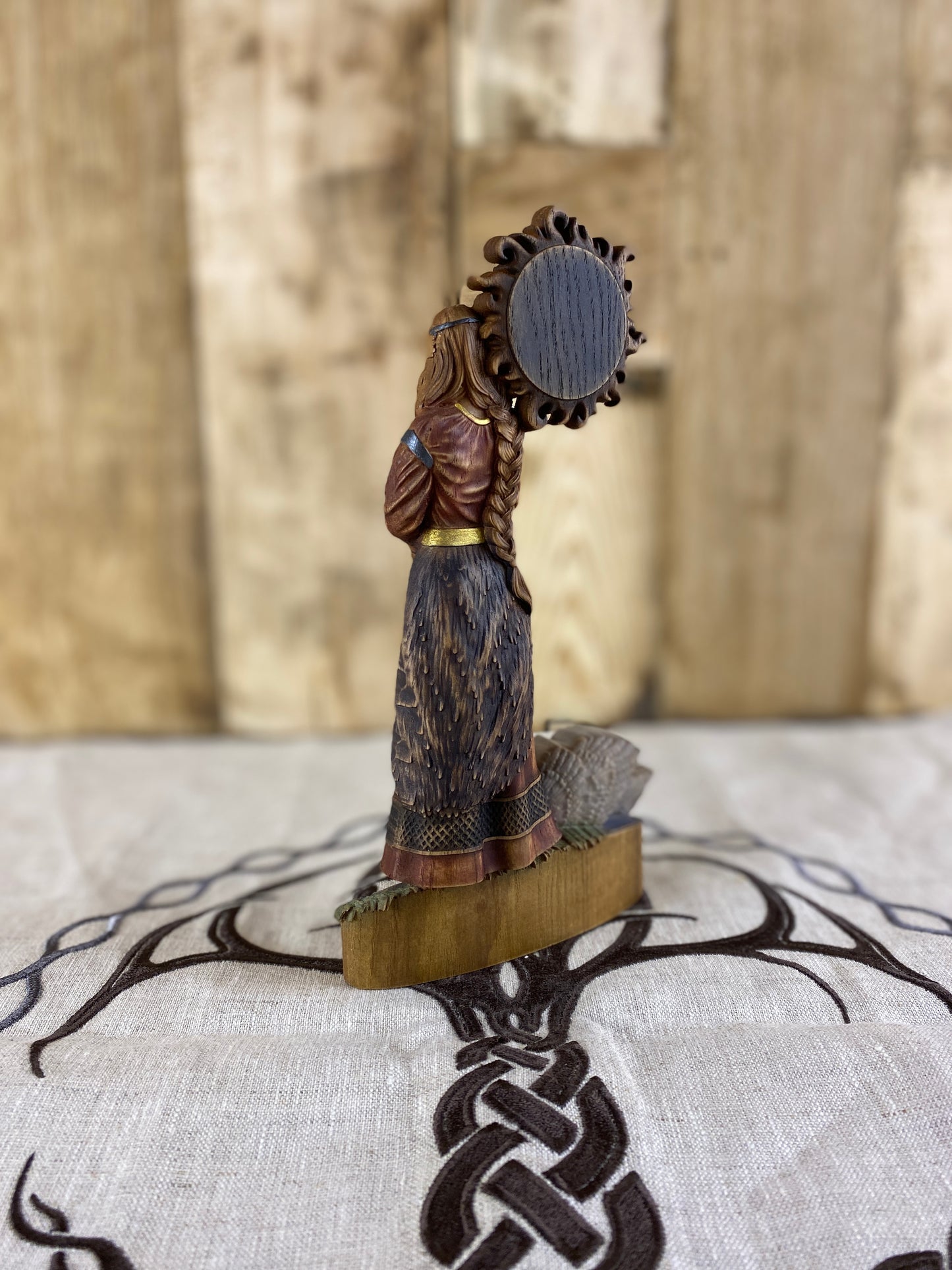 Lada statue Lada Lada goddess Goddess statue Slavic statue Slavic gods Slavic mythology Slavic deities Wood carving Wood sculpture Pagan art