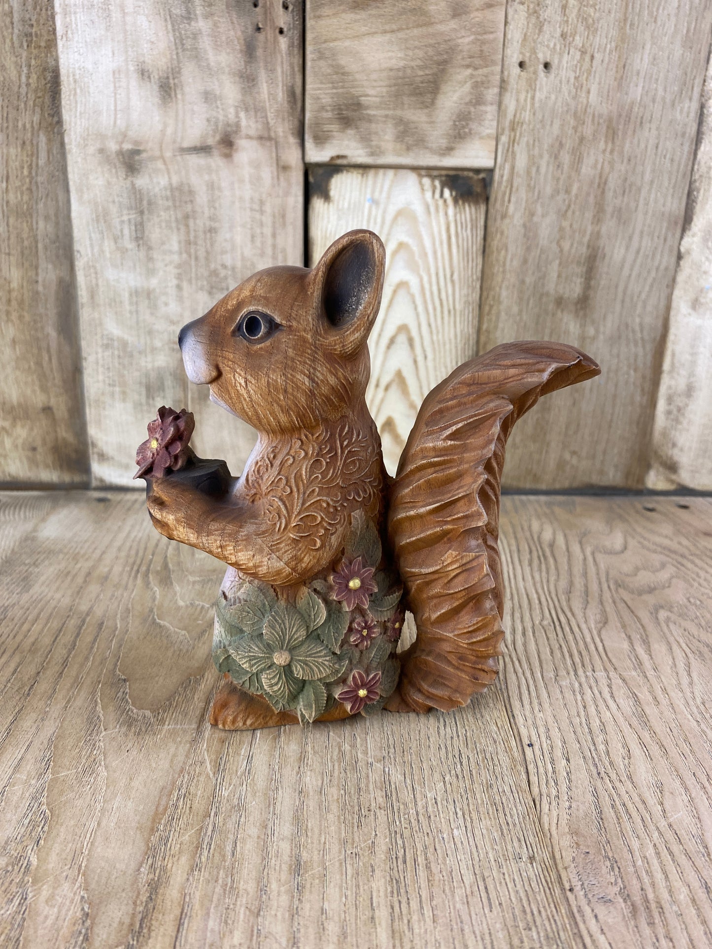 Squirrel Squirrel statue Squirrel animal Forest animal Peanut squirrel Animal statue Animal Home decor Home decoration Wood carving Wood art
