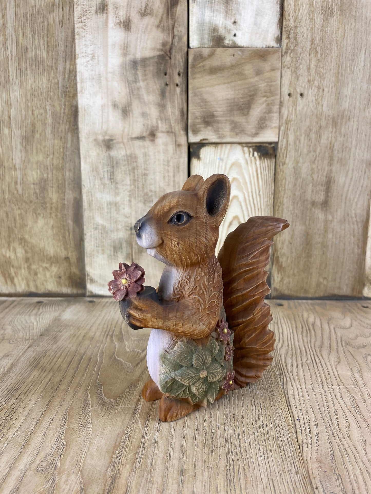 Squirrel Squirrel statue Squirrel animal Forest animal Peanut squirrel Animal statue Animal Home decor Home decoration Wood carving Wood art