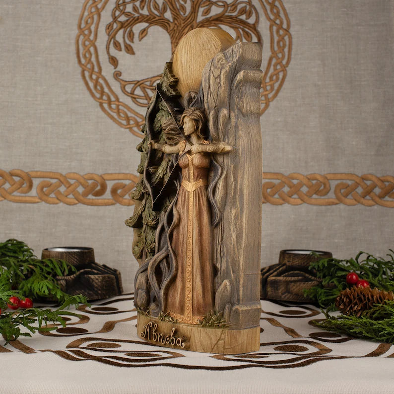 Abnoba Wooden Statue: A Symbol of Wilderness and Nature