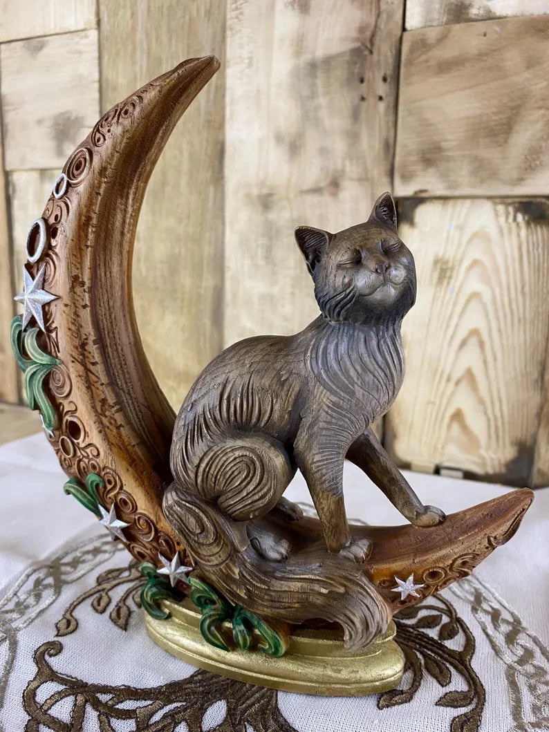 Cat statue Moon cat Luna Cat Cat totem Cat figurine Cat decor Wooden cat Cat gift Cat carving Hand carved cat Cat art Animal totem