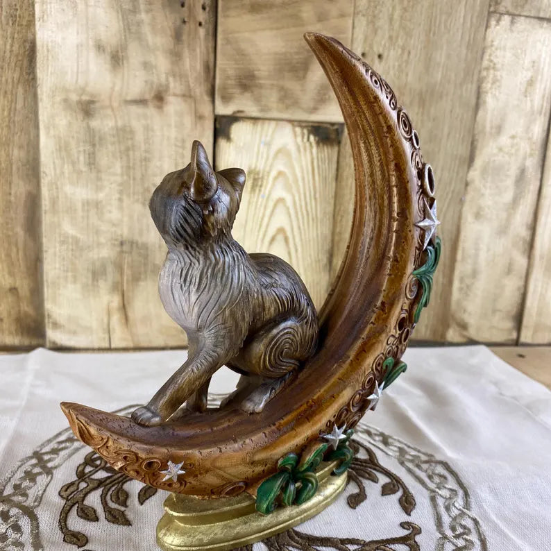 Cat statue Moon cat Luna Cat Cat totem Cat figurine Cat decor Wooden cat Cat gift Cat carving Hand carved cat Cat art Animal totem