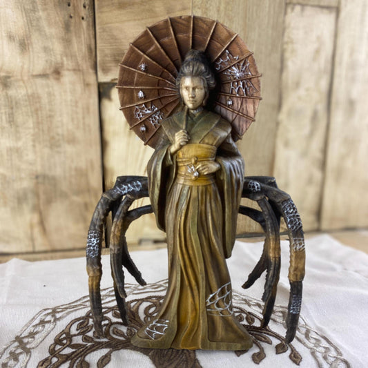 Jorogumo Jorogumo statue Spider Yokai Dungeons and dragons Spider women Japanese Kimono Monster girl Wood statue Wood carving Decor statue