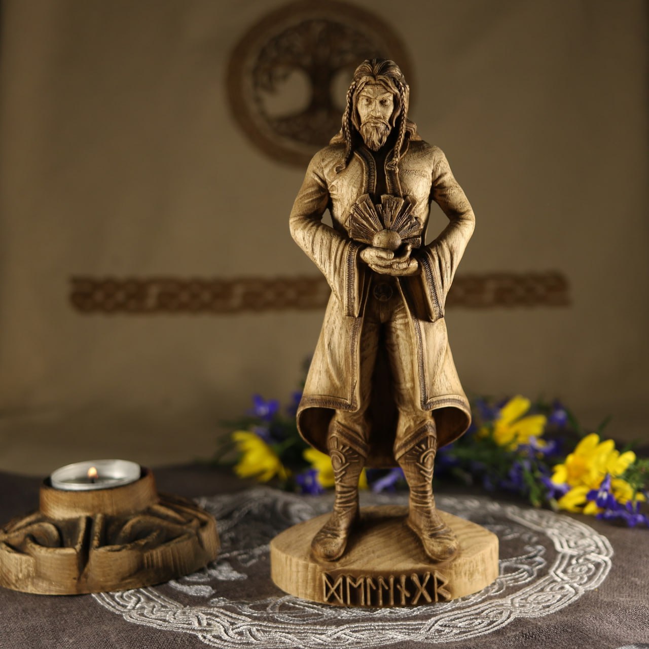 The Eco-Friendly Norse Statue Dellingr Crafted