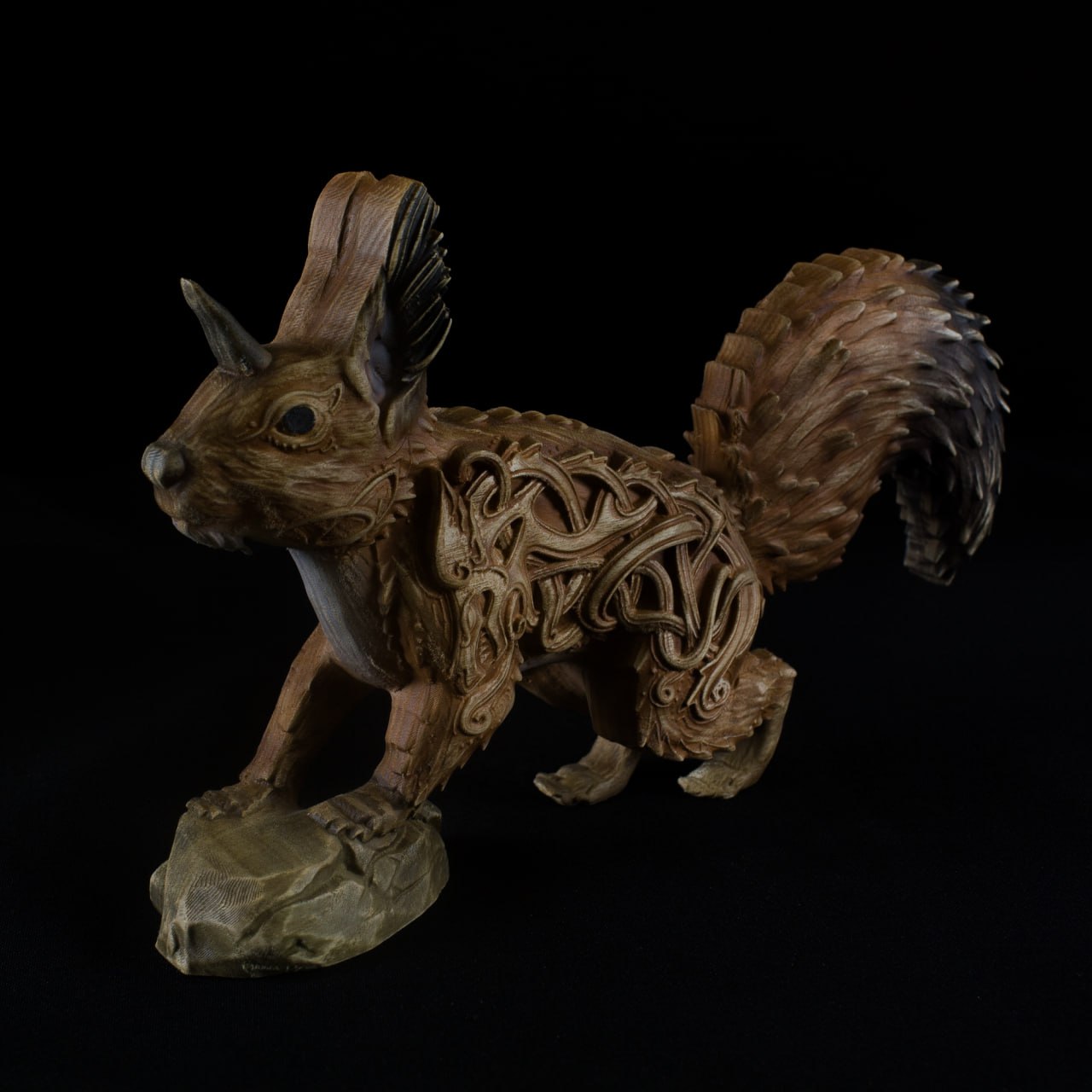 Ratatoskr: The Enchanting Wood Squirrel Statue from Norse Mythology