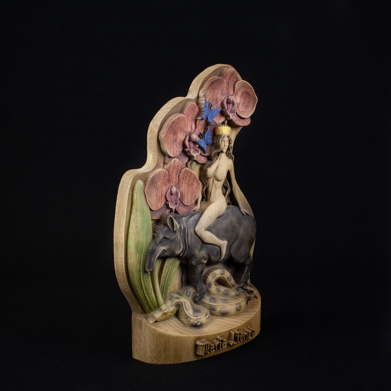 Enchanting Maria Lionza: Spiritual Wood Statue