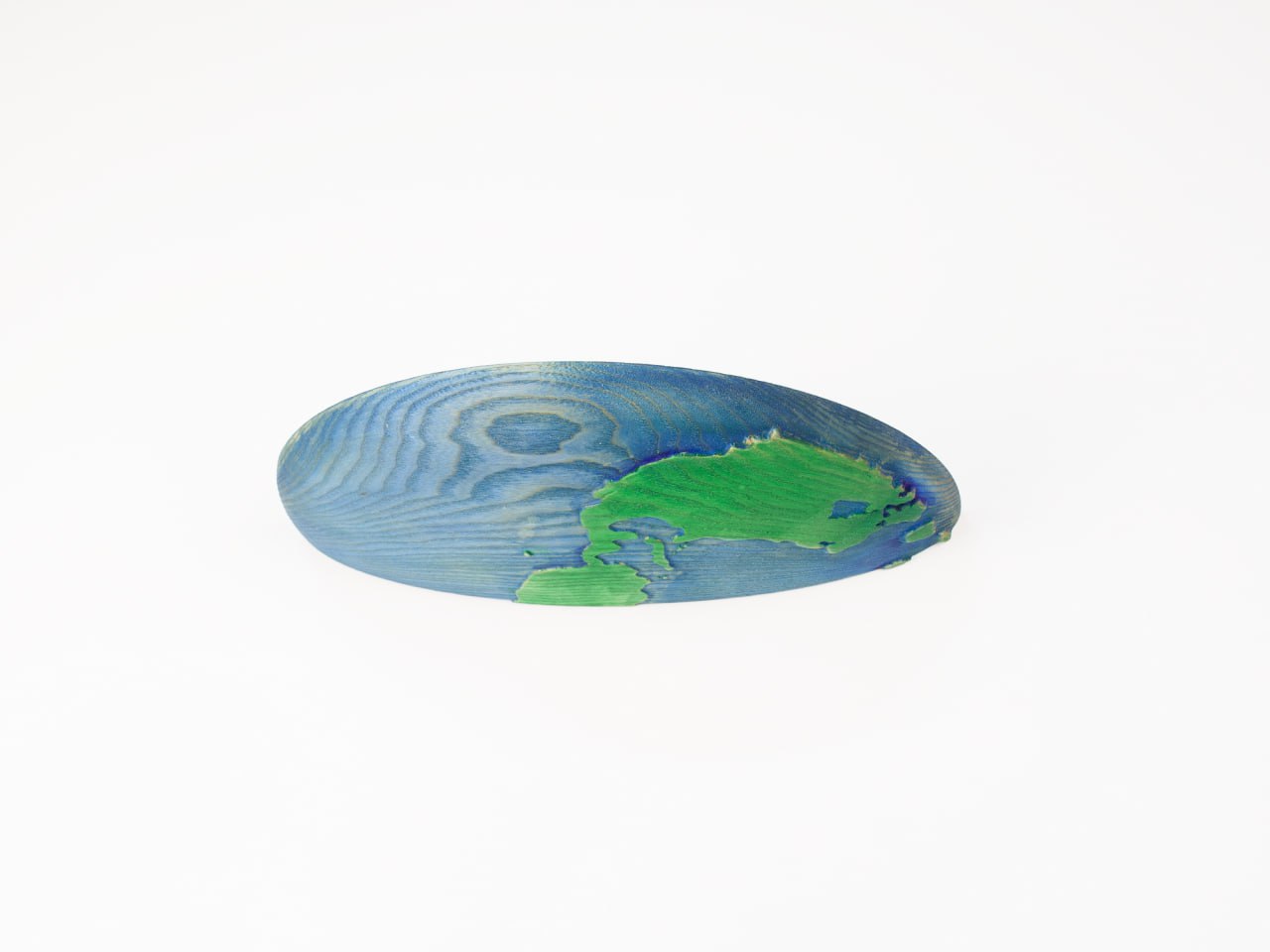 GeoCharm: Artful Hemisphere Wood Shelves for Unique Interiors