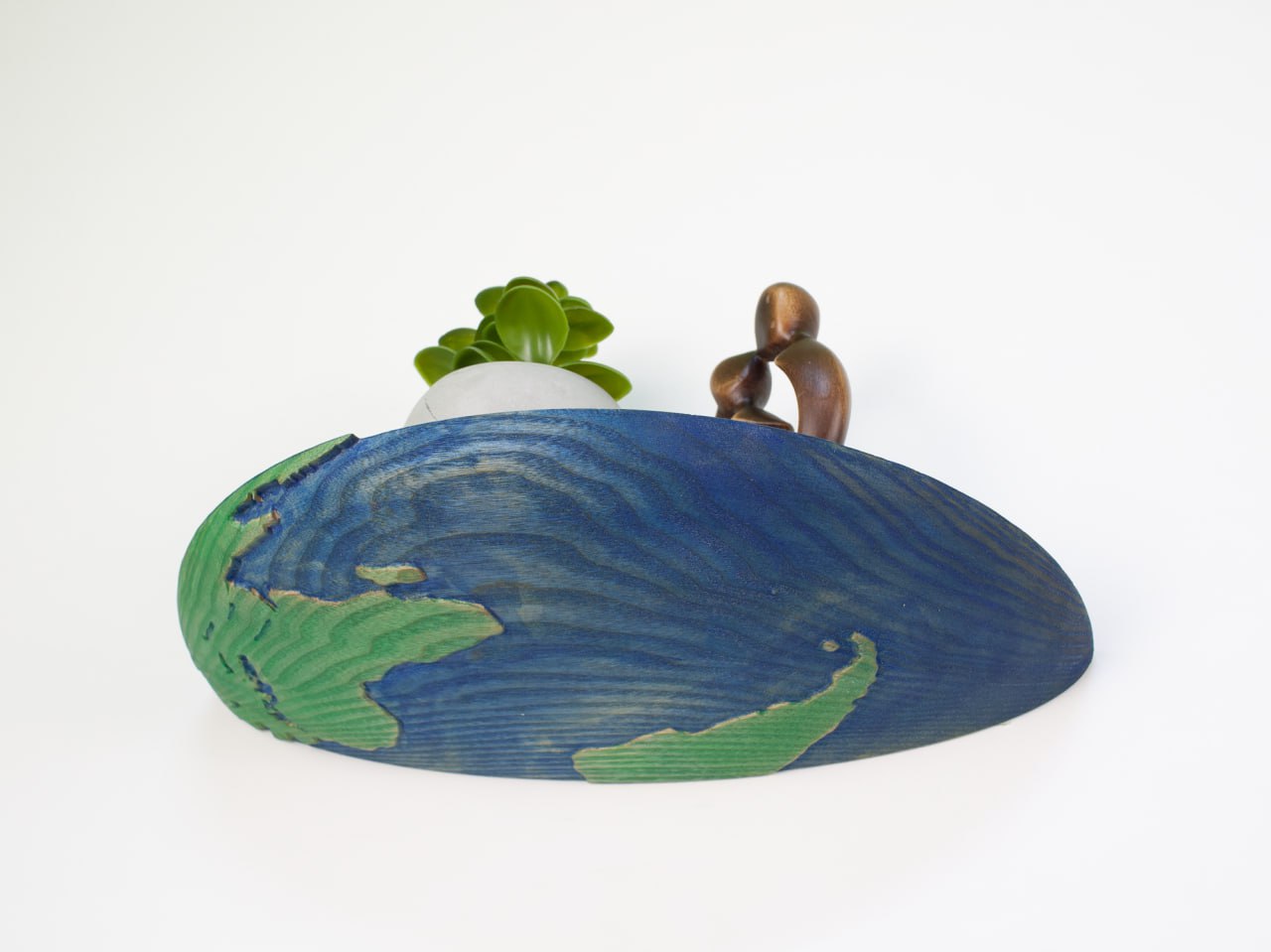 GeoCharm: Artful Hemisphere Wood Shelves for Unique Interiors