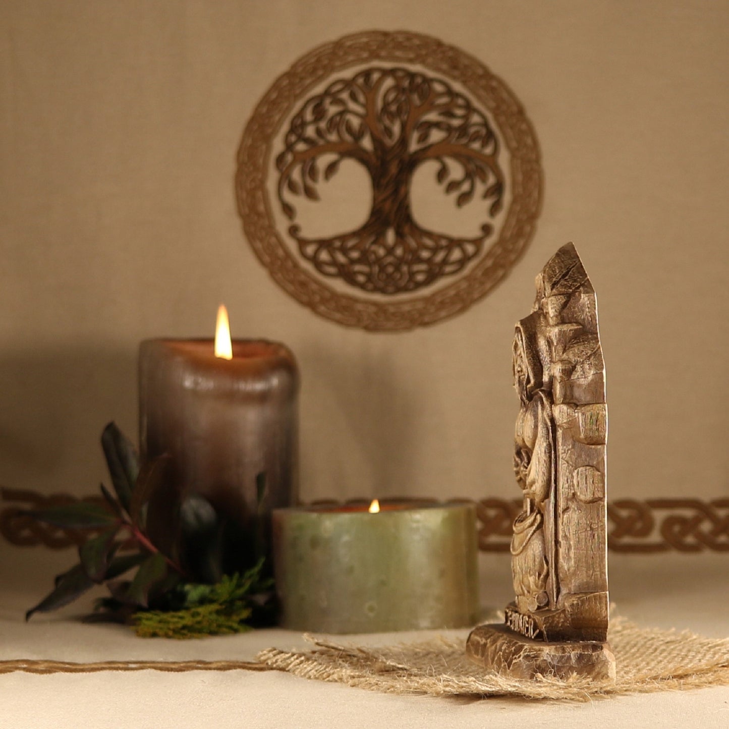 Cerridwen, Welsh goddess, Wooden mini statue