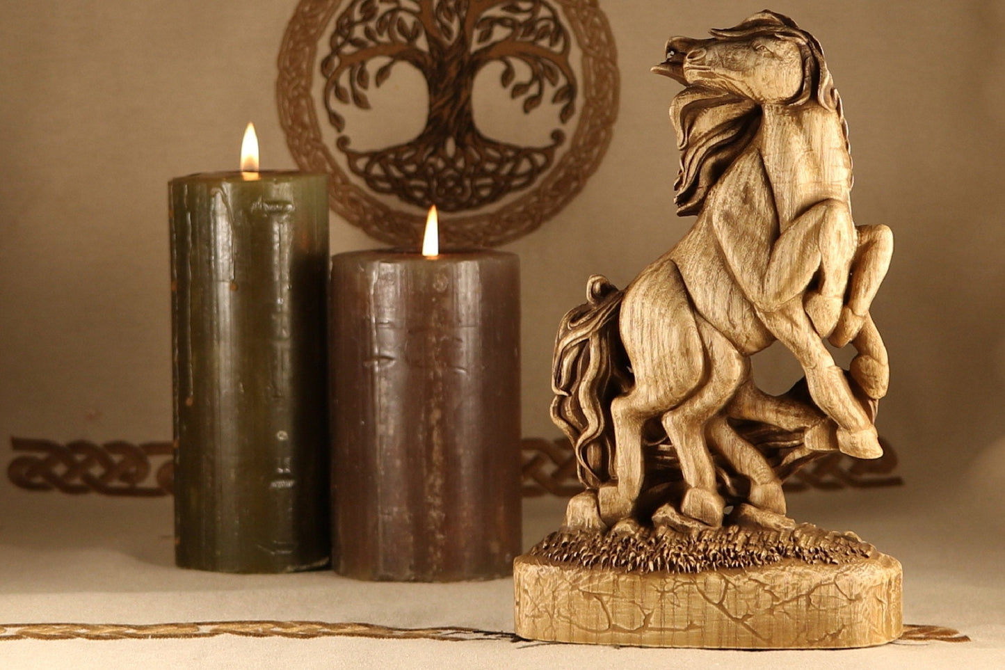 Odin's Horse Sleipnir Statue - Wooden Norse Decorations