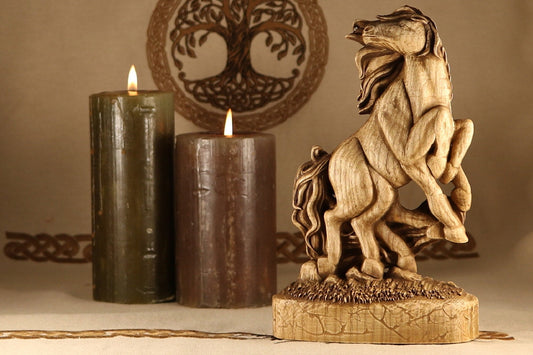 Odin's Horse Sleipnir Statue - Wooden Norse Decorations