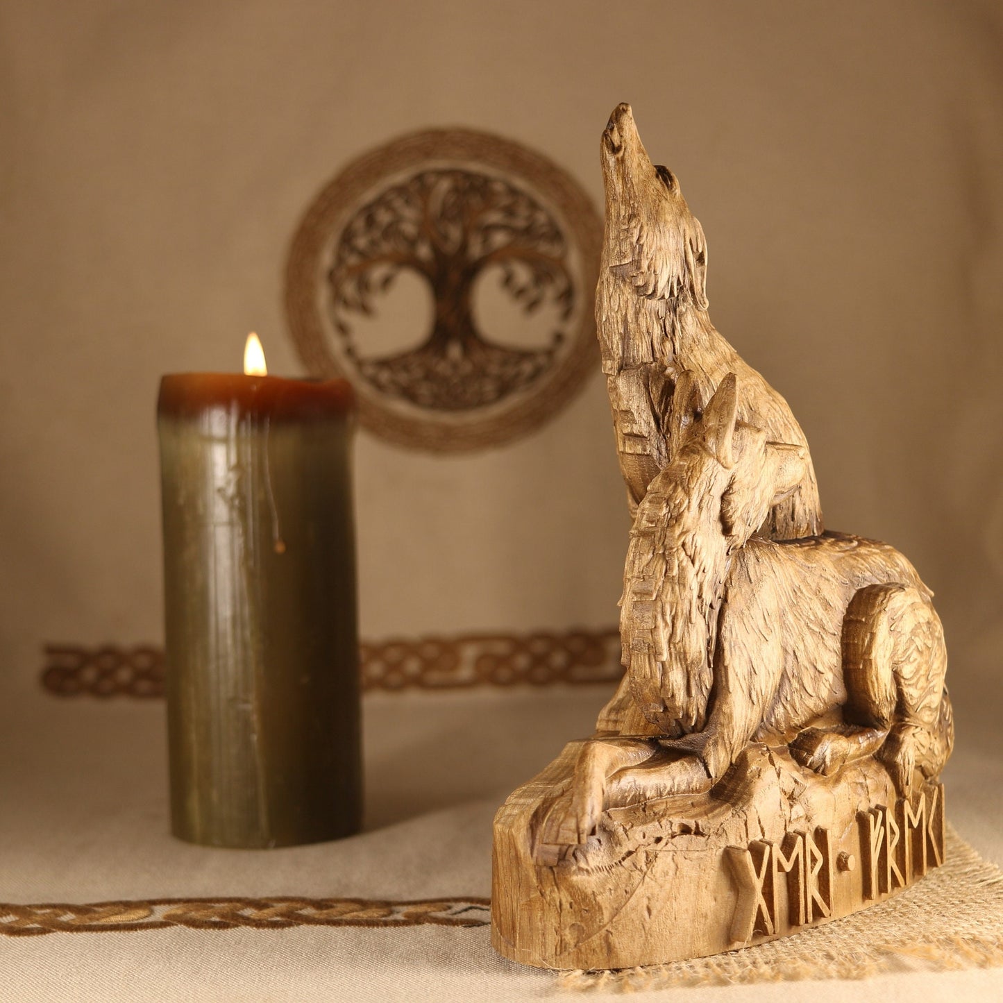 Wooden Viking Wolfs Statue - Scandinavian Viking Wolf Design