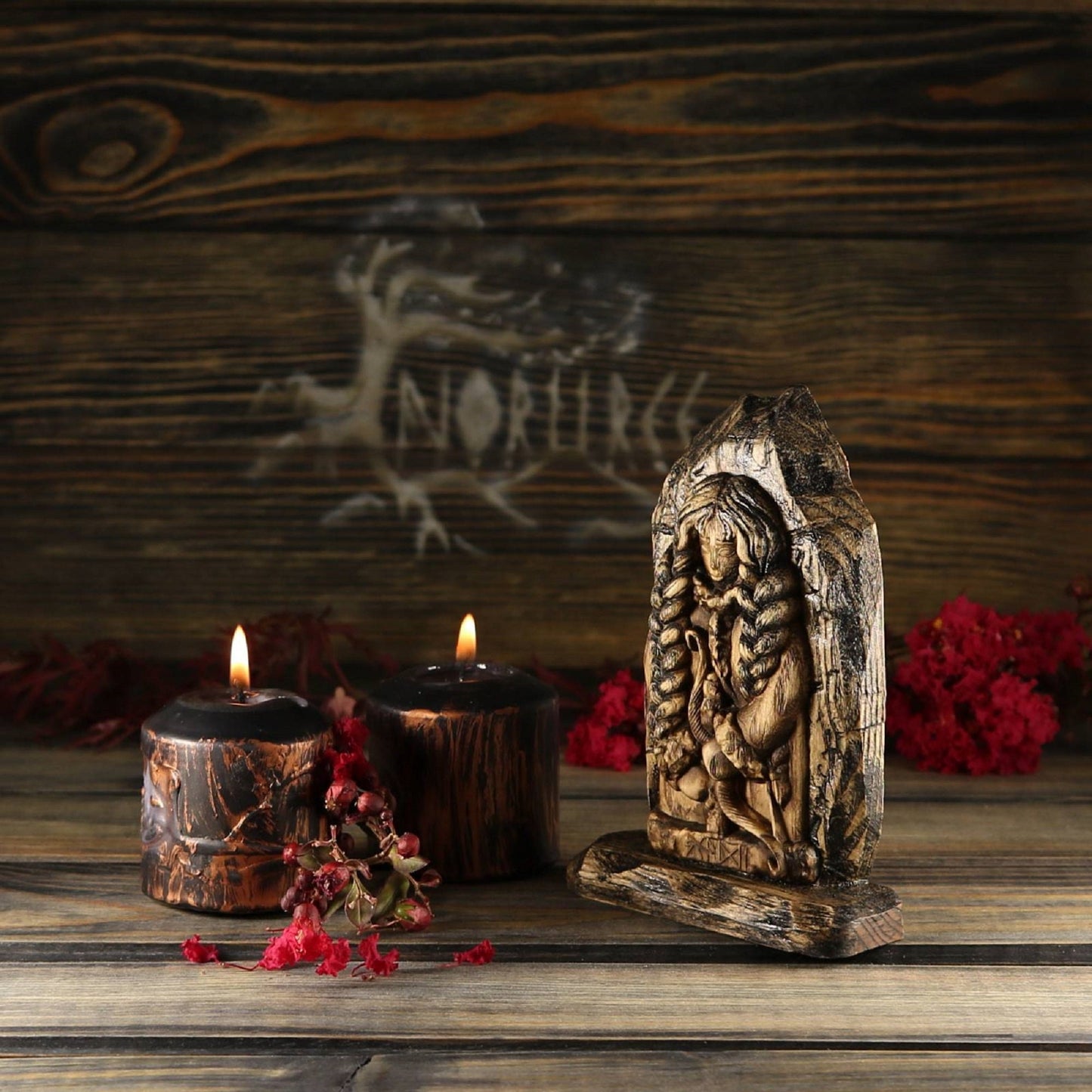 Skadi Mini statue Wood figurines Norse pagan goddess