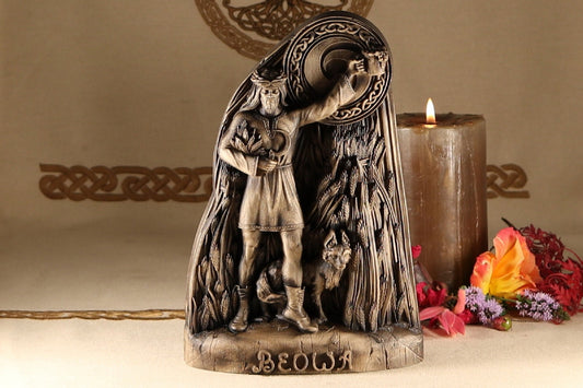 Beowa Agriculture Statue - Wooden Saxon God