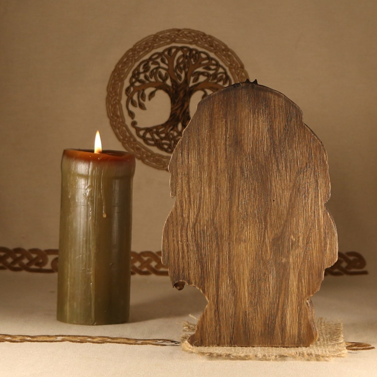 Samael, Lucifer morningstar, Wooden statue