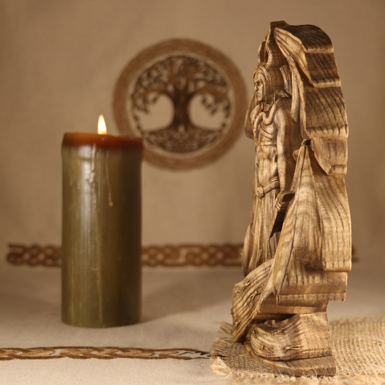 Samael, Lucifer morningstar, Wooden statue