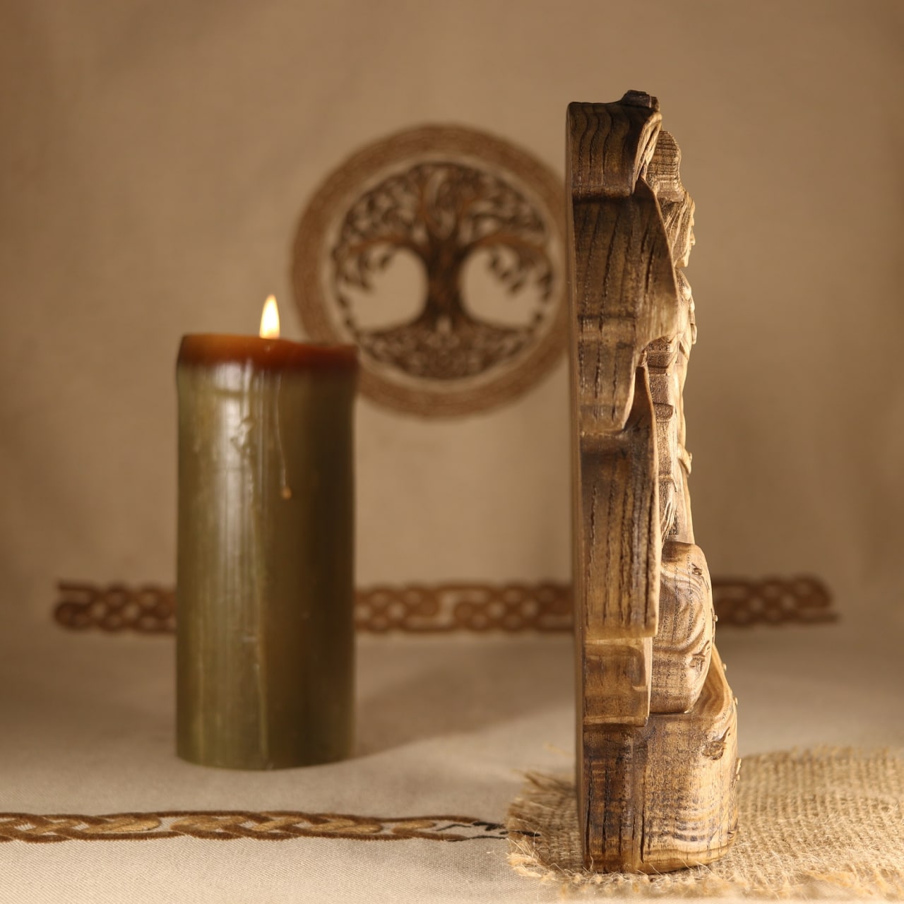 Samael, Lucifer morningstar, Wooden statue