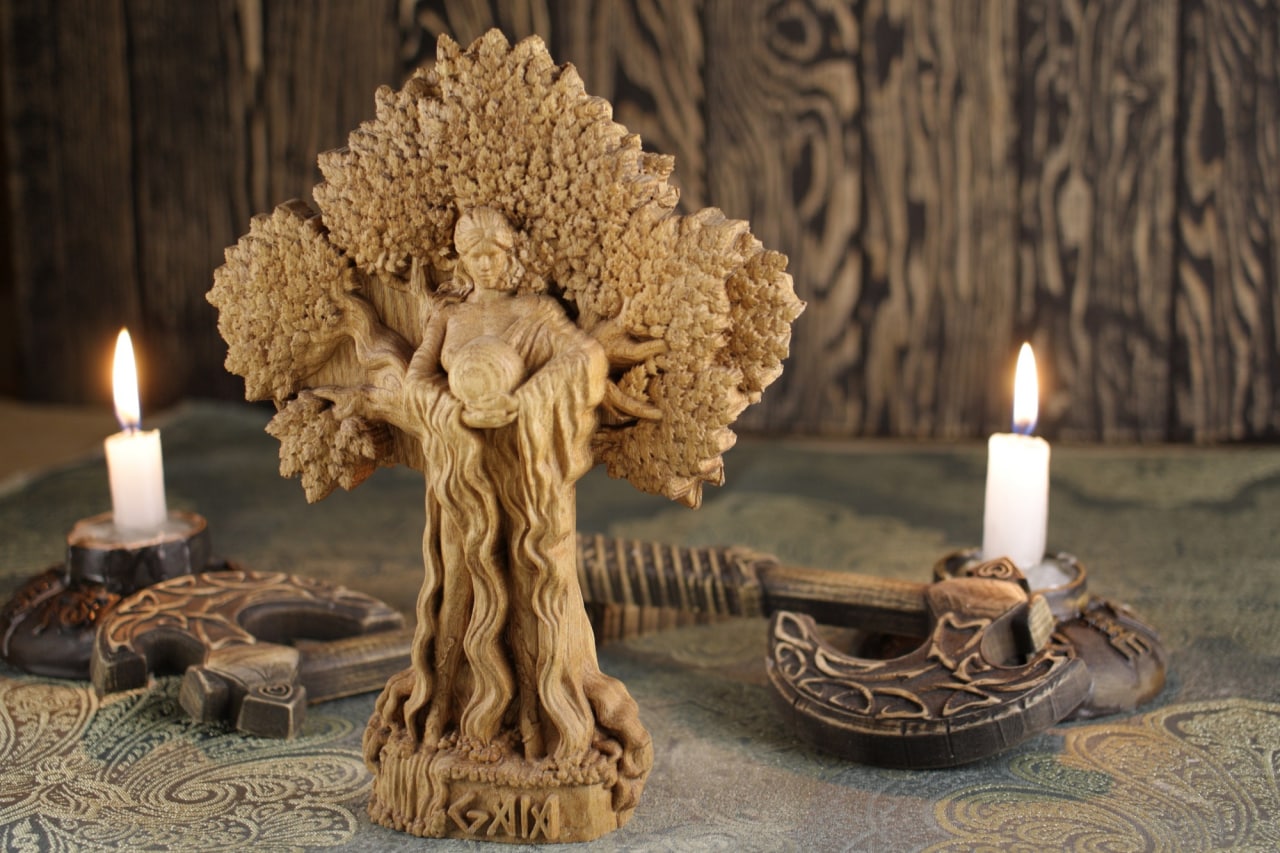 Gaia - Wooden Greek Goddess Statue