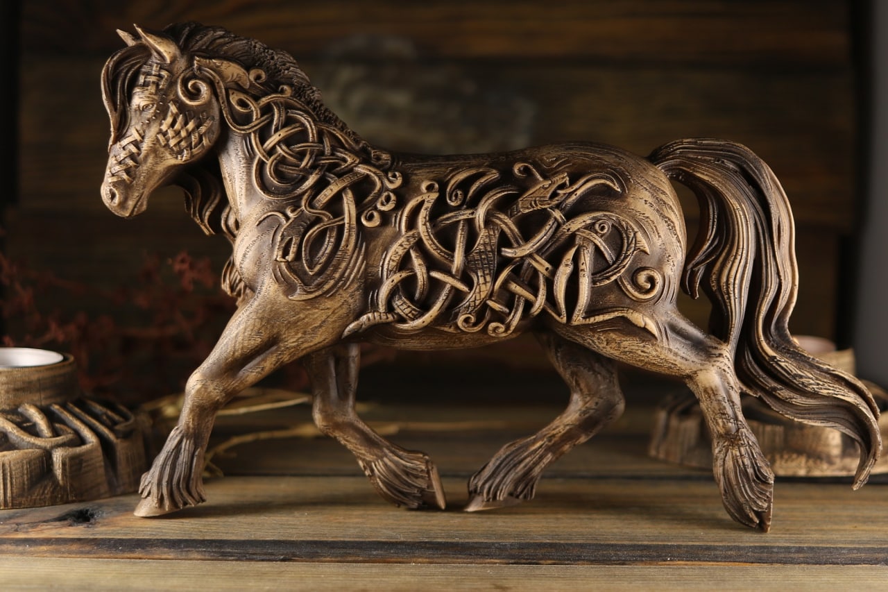 Horse, wooden statue, Viking horse