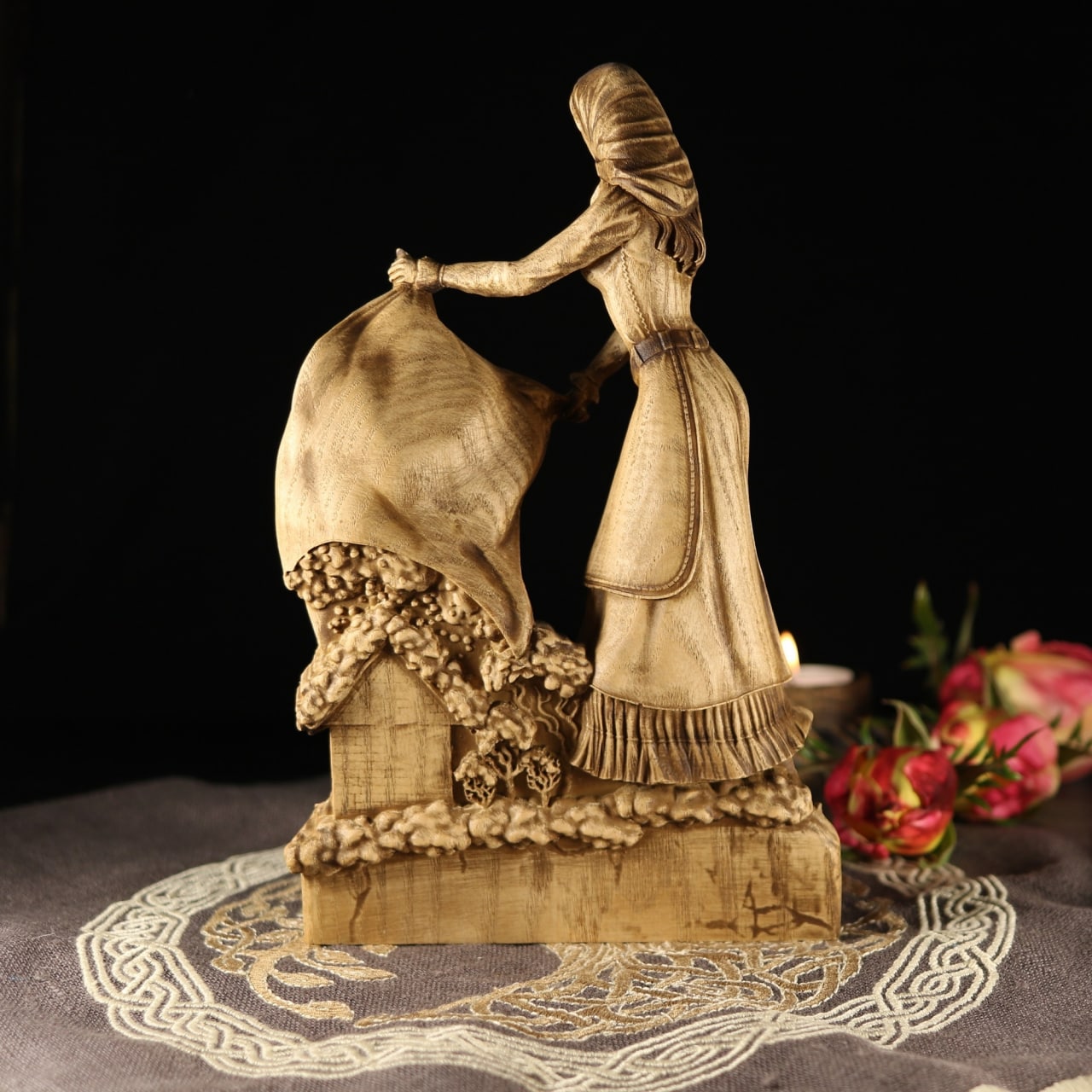 Frau Holle, Mother Holle Wooden Statue for Asatru Altar