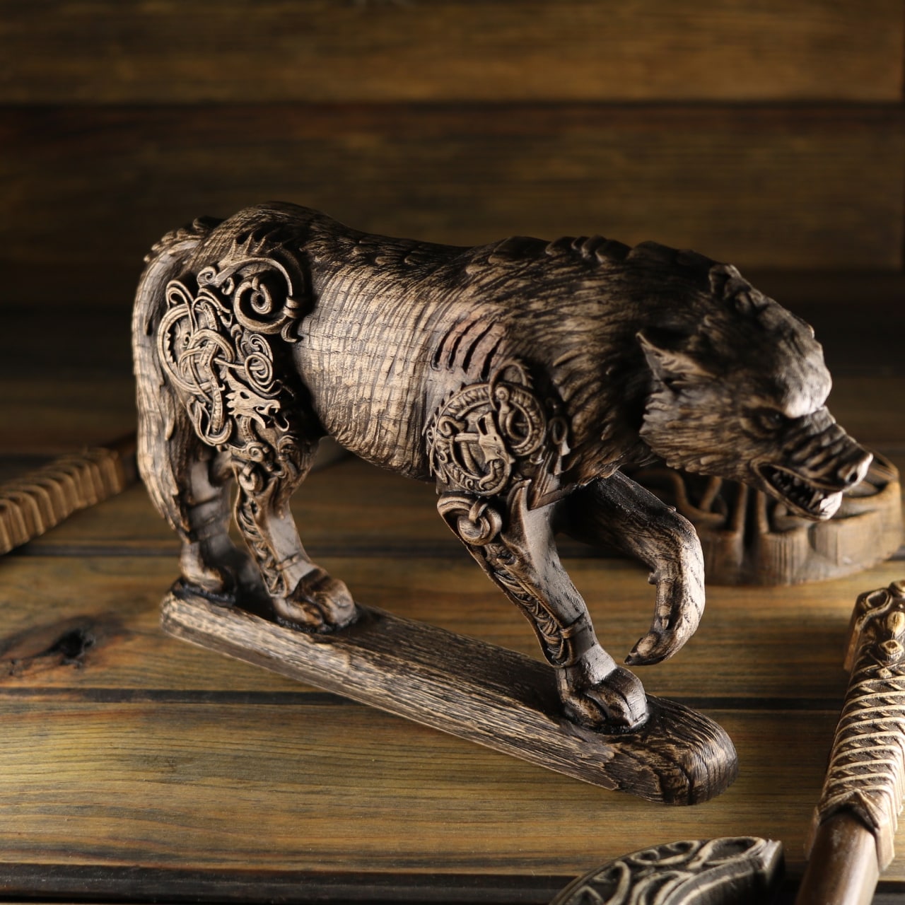 Wolf Statue - Wooden Viking Statue