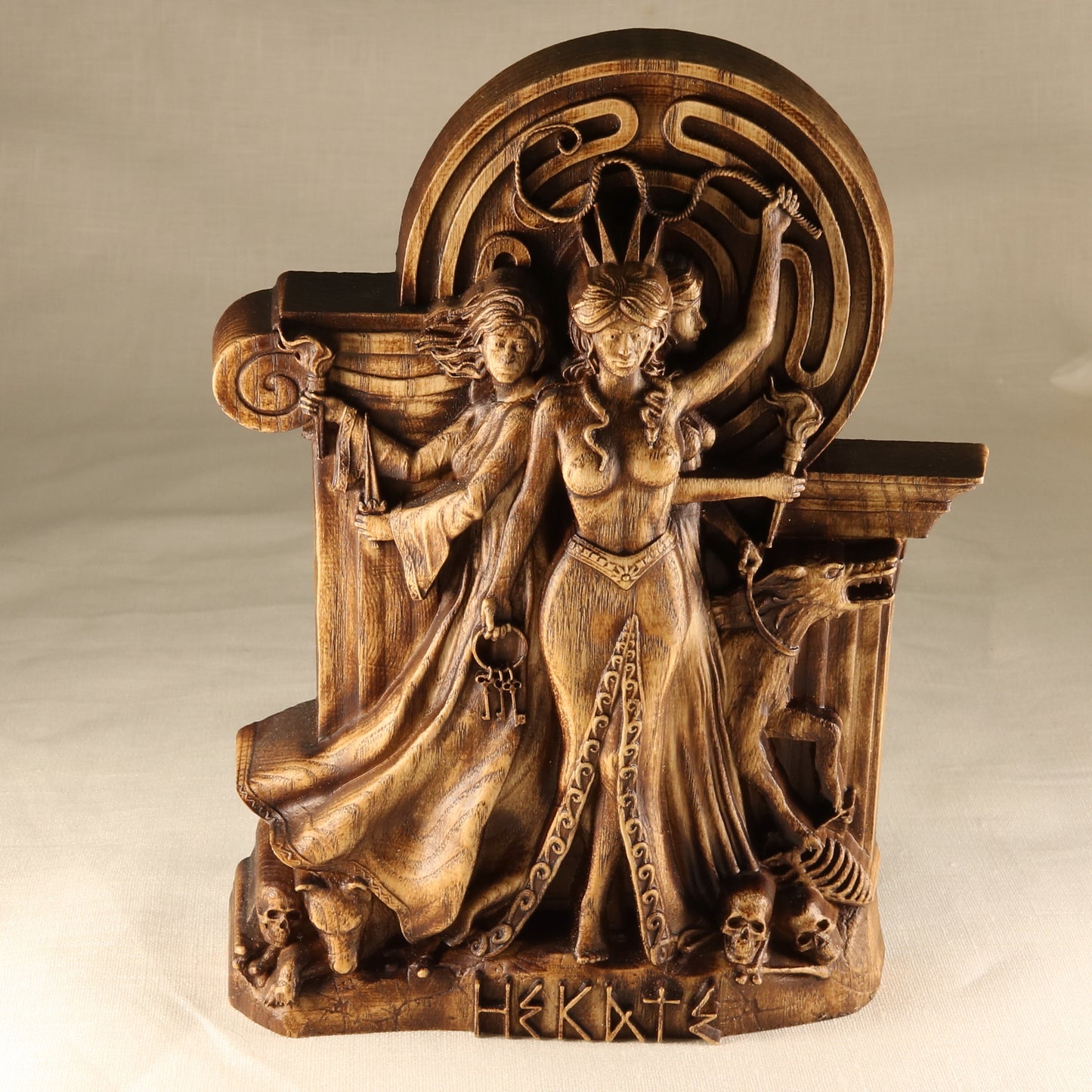 Hecate, Greek mythology, Wooden statue