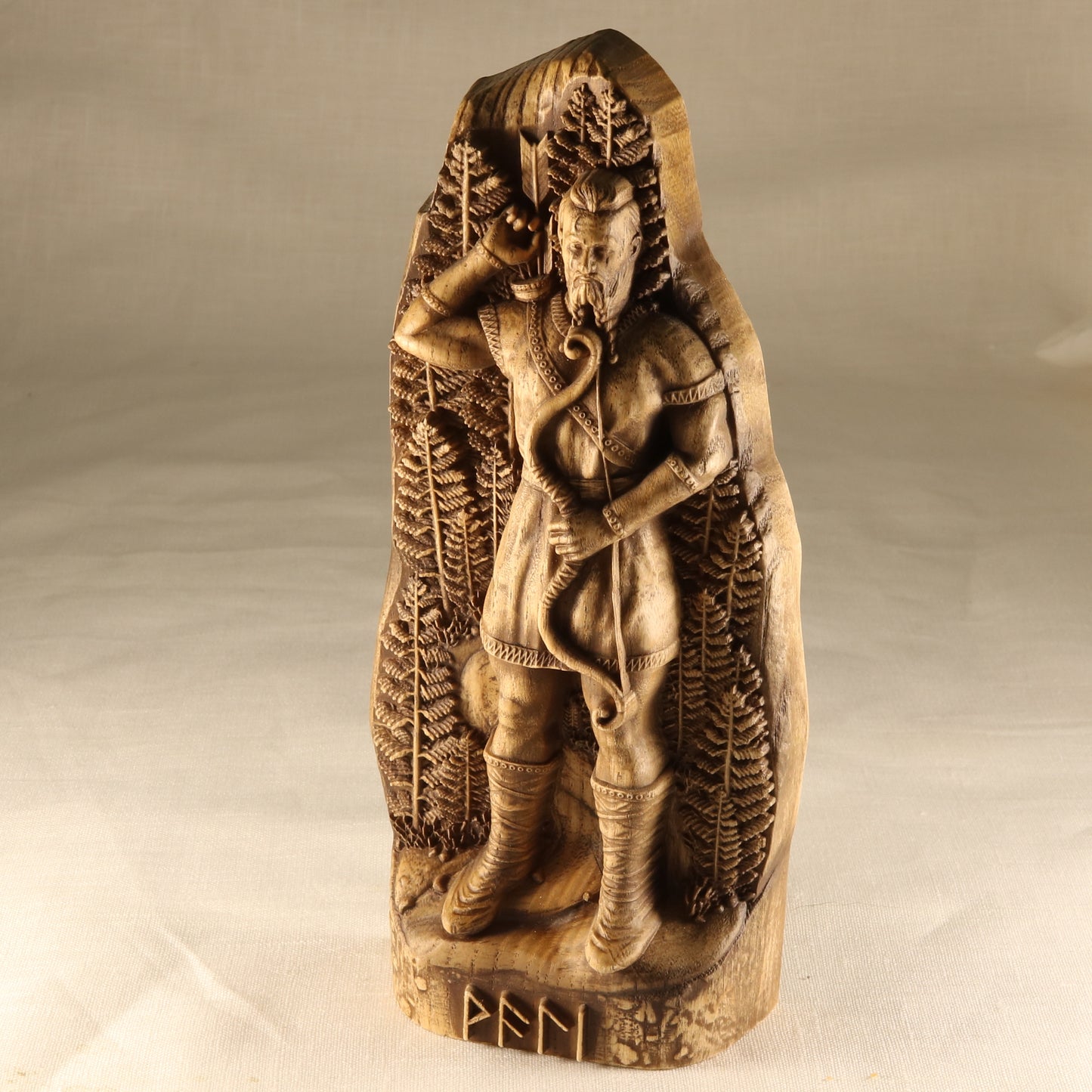 Vali, Hand-carved statue, Wooden statue