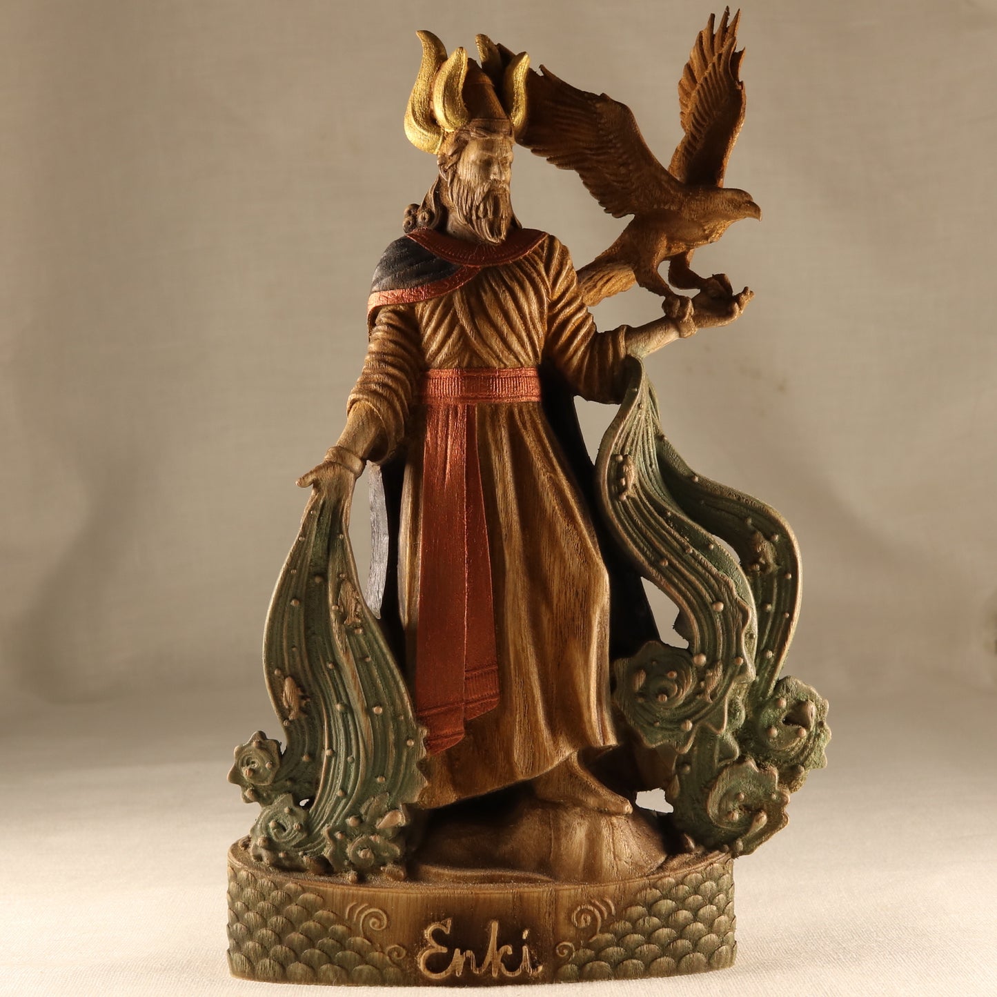 Enki Sumerian wooden statue Ancient aliens Babylon Enlil  Wood carved