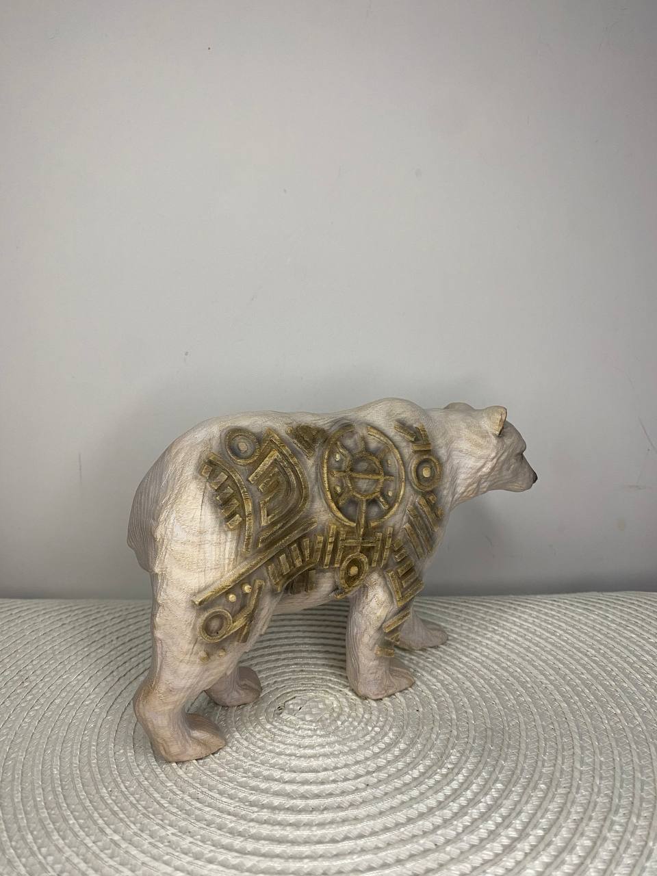 Inuit polar bear Inuit Inuit art Inuit carving Inuit sculpture Polar bear Bear Wood figurine Home decor Wood statue Wood carving Decorstatue