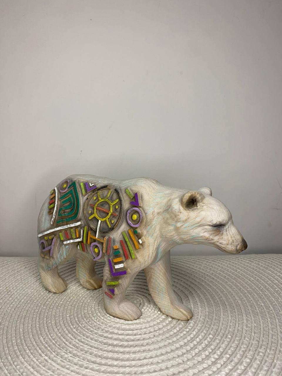 Inuit polar bear Inuit Inuit art Inuit carving Inuit sculpture Polar bear Bear Wood figurine Home decor Wood statue Wood carving Decorstatue