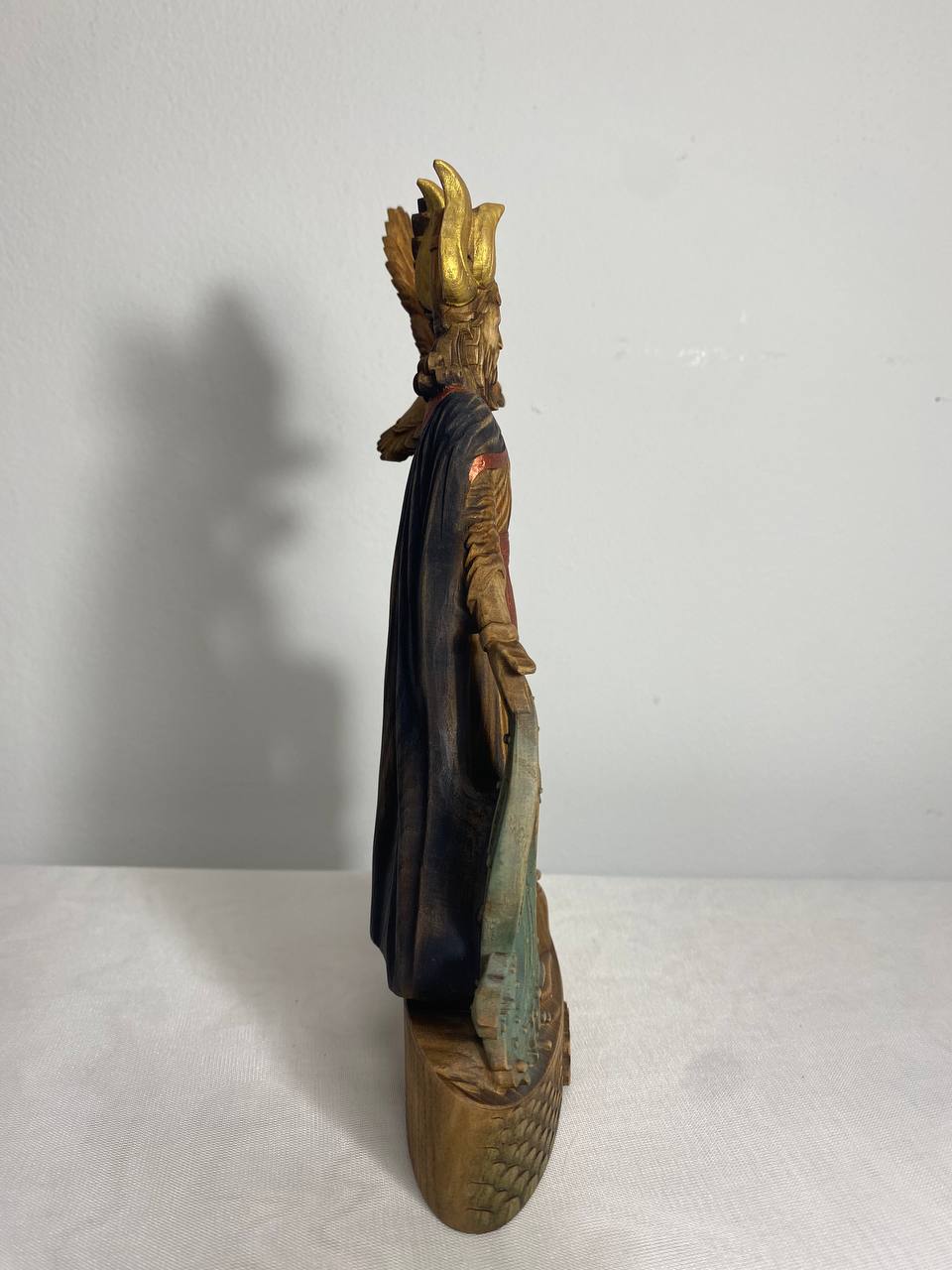 Enki Sumerian wooden statue Ancient aliens Babylon Enlil  Wood carved