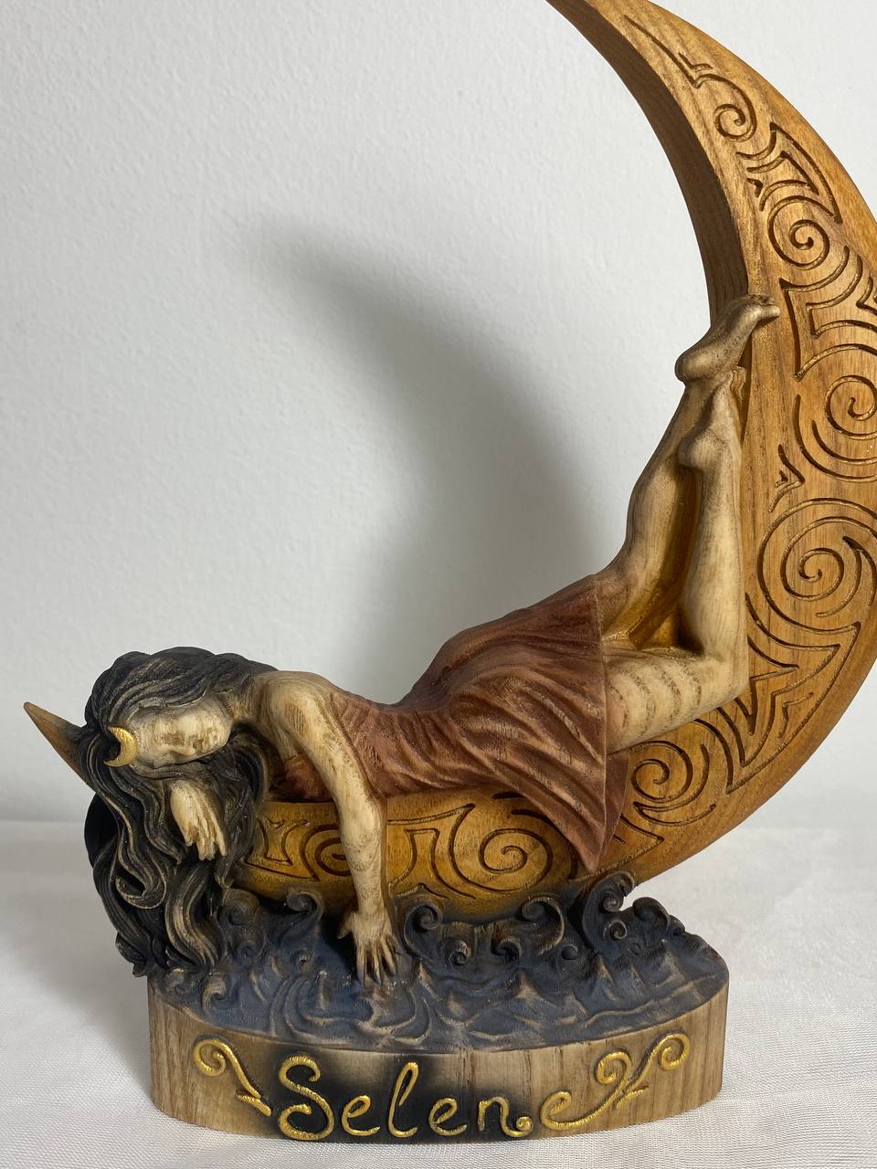 Moon goddess Moon goddess statue Celtic witchcraft Selena moon goddess Selena statue Greek statue Greek goddess Greek mythology Woodcarving