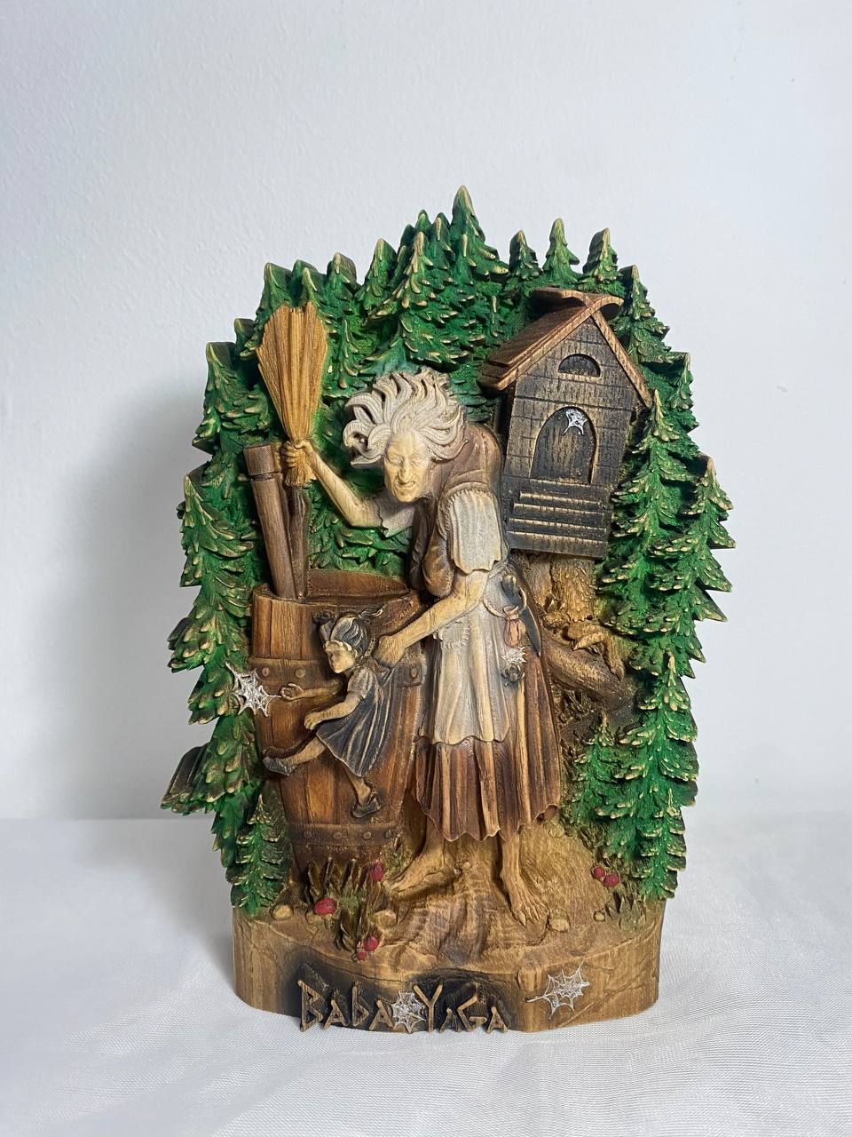 Baba Yaga Figura de Baba Yaga Estatua pagana Figura de bruja Estatua de bruja Altar pagano Estatua de bruja Brujería Arte pagano Wicca Decoración pagana Bruja