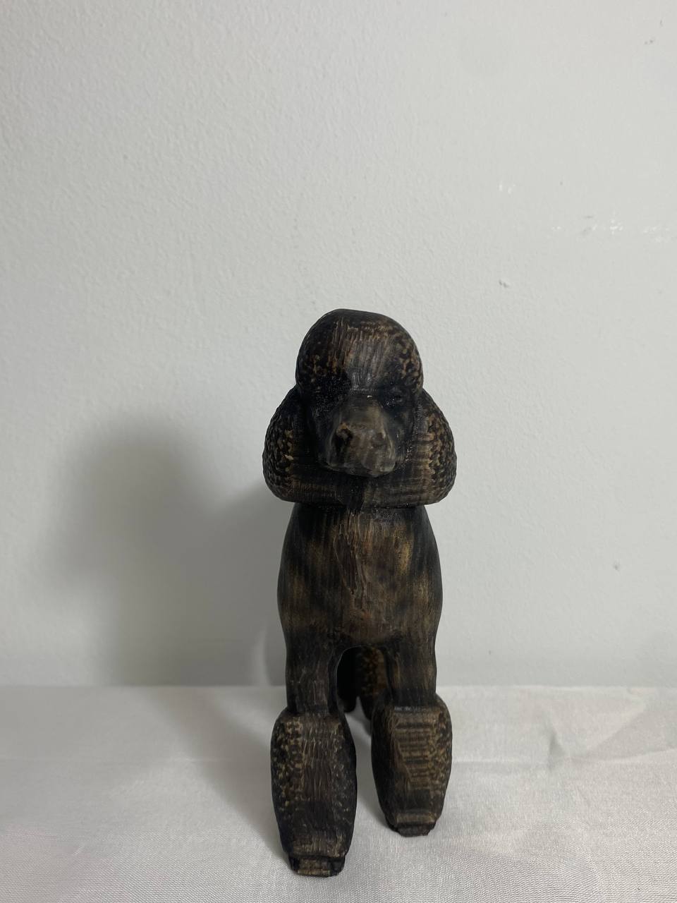 Poodle figurine Dog figurine Poodle statue Poodle gift Poodle sculpture Dog carving Poodle art Dogdécor Black poodle White poodle Dog statue