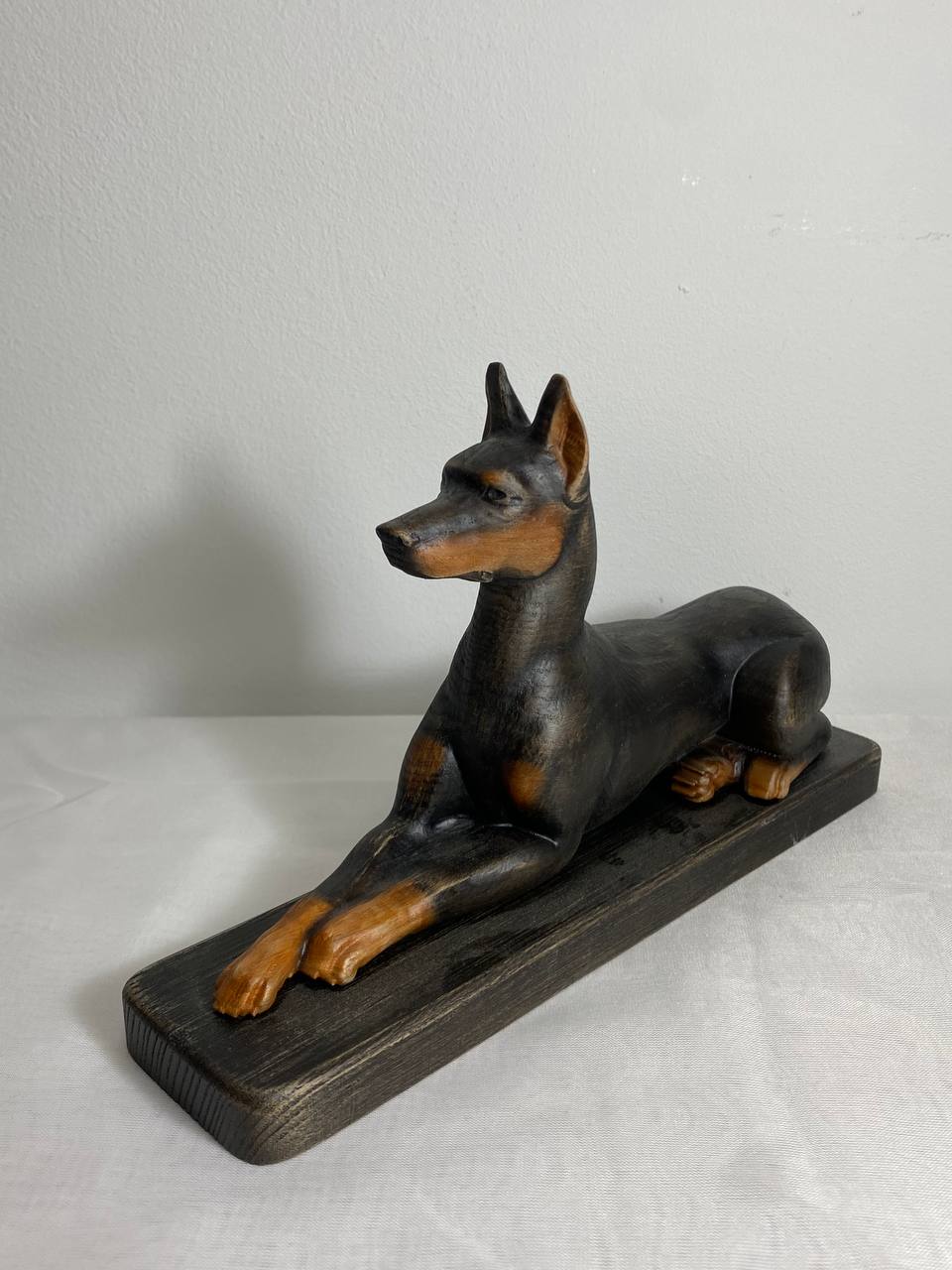 Doberman sculpture, Dog statue, Realistic dog Doberman art Doberman wooden sculpture Dog sculpture Dog figure Wood carving Wood sculpture