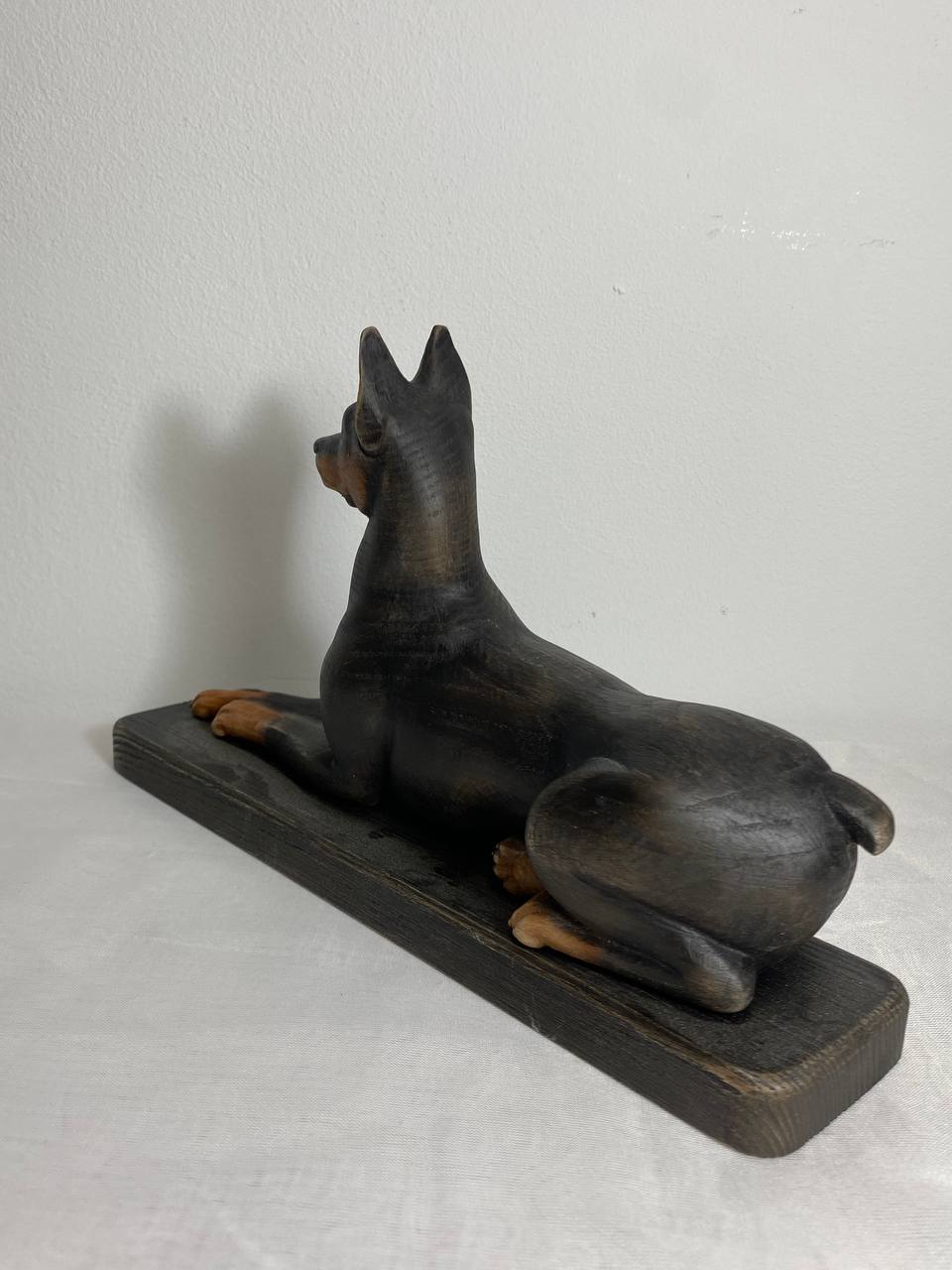 Doberman sculpture, Dog statue, Realistic dog Doberman art Doberman wooden sculpture Dog sculpture Dog figure Wood carving Wood sculpture