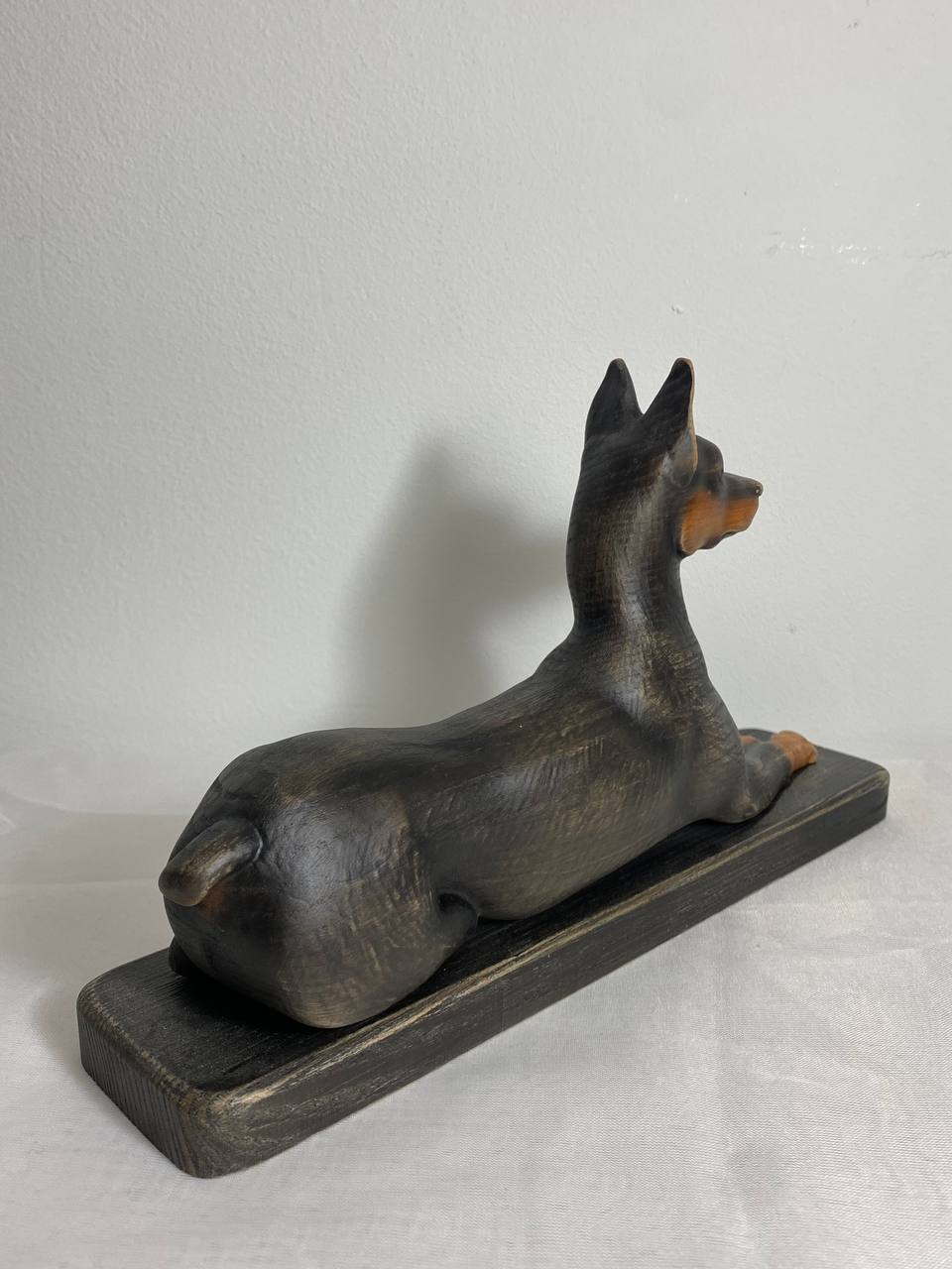 Doberman sculpture, Dog statue, Realistic dog Doberman art Doberman wooden sculpture Dog sculpture Dog figure Wood carving Wood sculpture