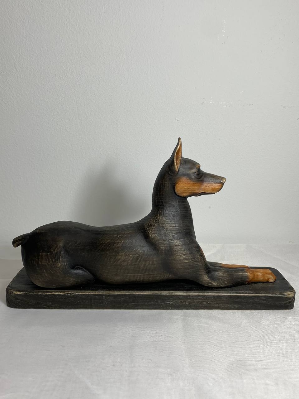 Doberman sculpture, Dog statue, Realistic dog Doberman art Doberman wooden sculpture Dog sculpture Dog figure Wood carving Wood sculpture