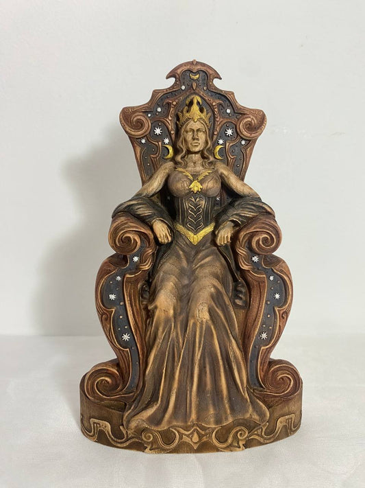 Celtic gods Goddess statue Goddess of sovereignty Celtic mythology Celtic goddess