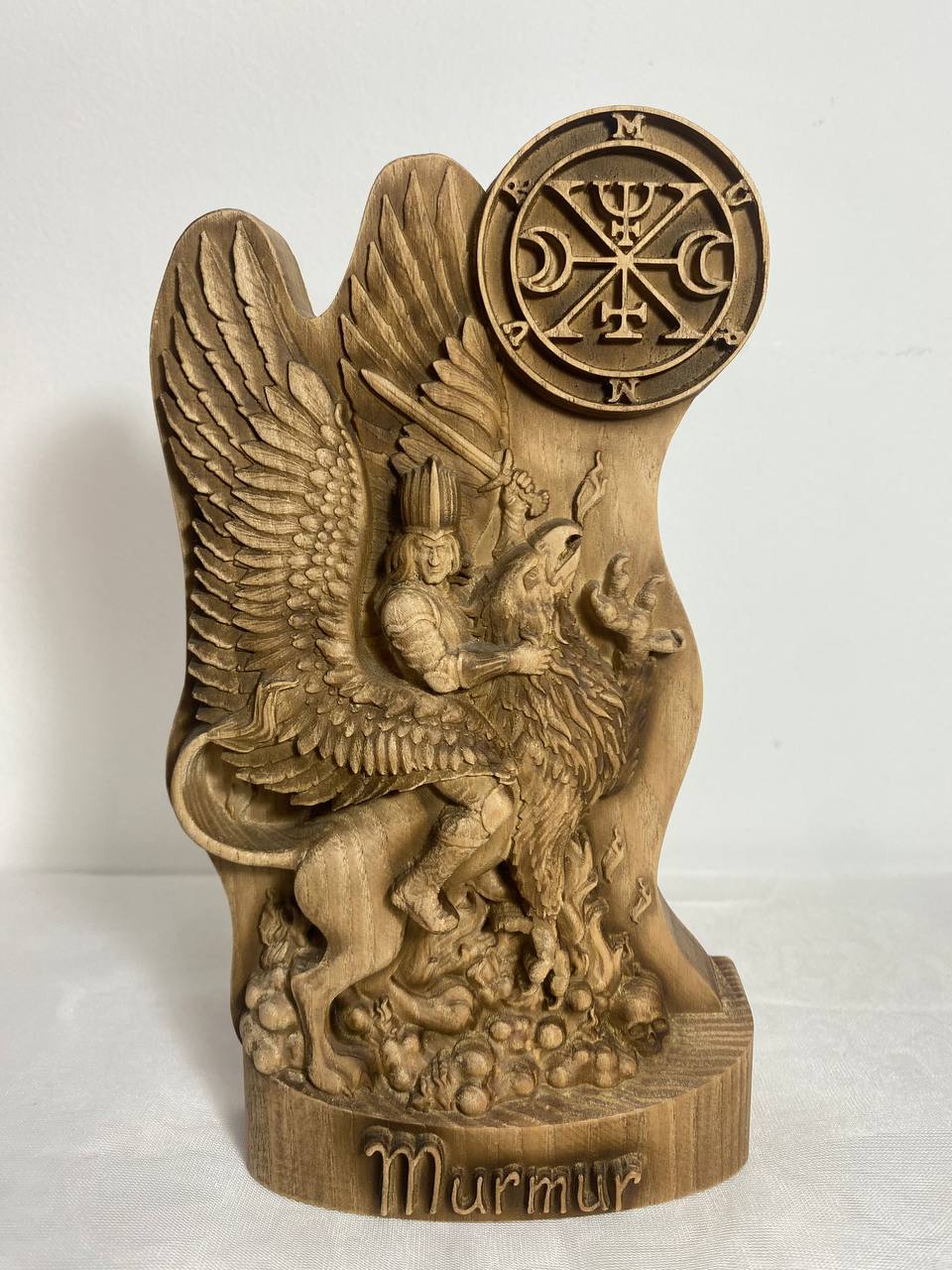 Marqués Murmullo Estatua del demonio Estatua de madera Estatua de Satanás Mundo Mágico Oculto Goetia