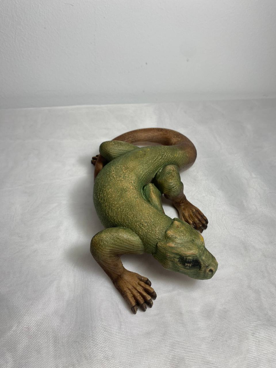 Lizard figurine Lizard gift Gecko figurine Wooden lizard Lizard dragon Gecko Lizard wooden art Terrarium décor Wooden gecko Lizard reptile