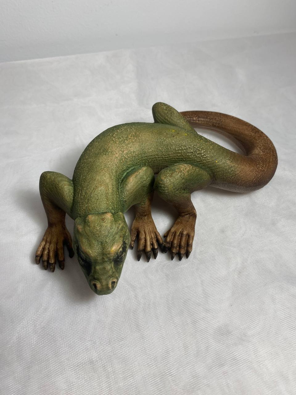 Lizard figurine Lizard gift Gecko figurine Wooden lizard Lizard dragon Gecko Lizard wooden art Terrarium décor Wooden gecko Lizard reptile