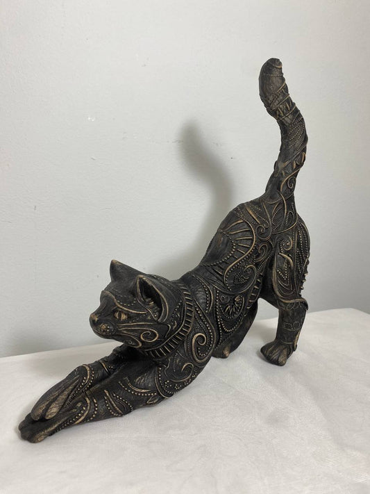 Cat, The Guardian Predator, wooden statue, carving statue