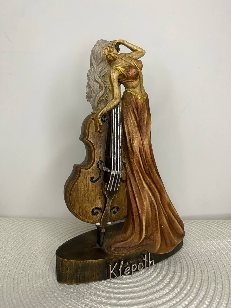 Klepoth Demon Violinist Wooden Statue – Gothic Dark Fantasy Sculpture, Mystical Home Decor