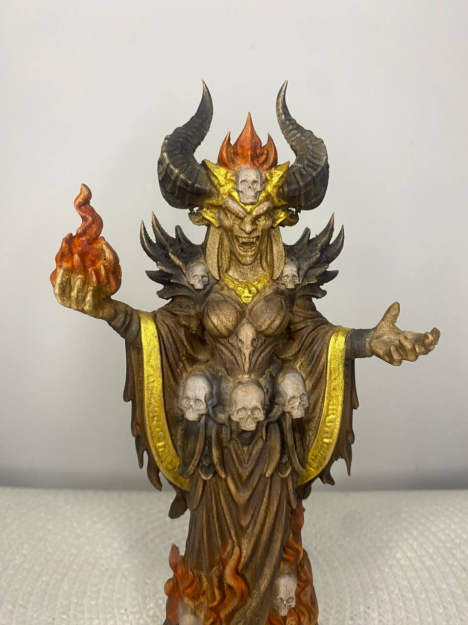 Oni Queen Statue Hand Carved  – Japanese Yokai Demoness Sculpture, Dark Fantasy Decor